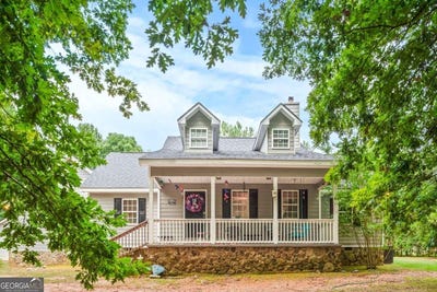 /international/us/160-cross-covington-ga-110100994721/