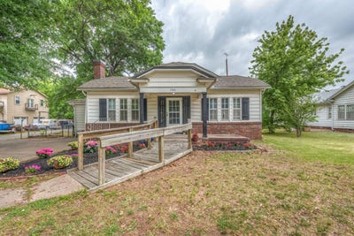 /international/us/1901-e-9th-street-okmulgee-ok-110108017927/