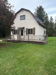 /international/us/434-freiburger-ave-antigo-wi-110120060833/