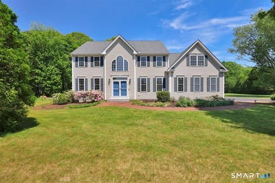 /international/us/79-old-maids-lane-glastonbury-ct-110108390395/