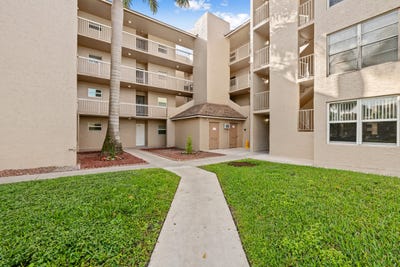 /international/us/9480-tangerine-place-davie-fl-110106728052/