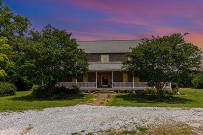 /international/us/1770-gentry-ridge-road-roxboro-nc-110100033331/