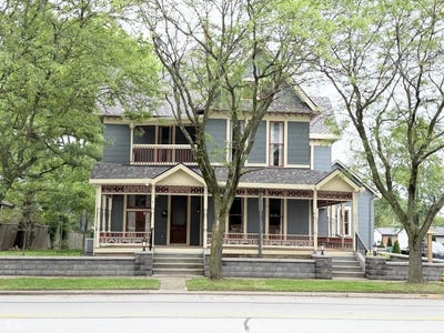 /international/us/325-w-main-street-greenfield-in-110108268930/