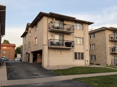/international/us/9533-minnick-avenue-oak-lawn-il-110108449496/