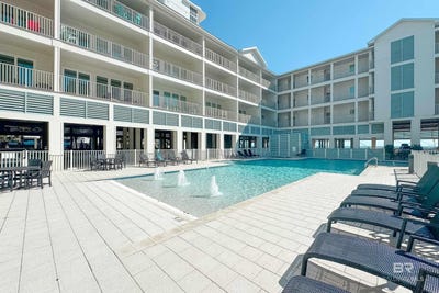 /international/us/903-w-beach-boulevard-gulf-shores-al-110108612088/