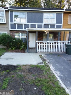 /international/us/707-elaine-street-hinesville-ga-110110405136/