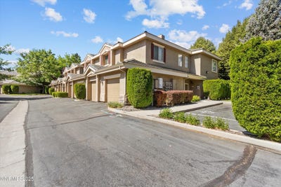 /international/us/900-s-meadows-parkway-unit-1524-reno-nv-110101215990/