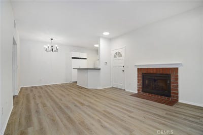 /international/us/2474-pleasant-way-thousand-oaks-ca-110109604090/