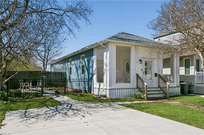 /international/us/307-n-first-street-hampton-va-110106768042/