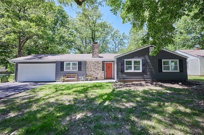 /international/us/7204-raytown-road-raytown-mo-110108076884/