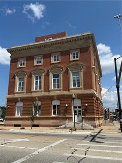 /international/us/201-n-main-street-harrison-ar-110108414066/