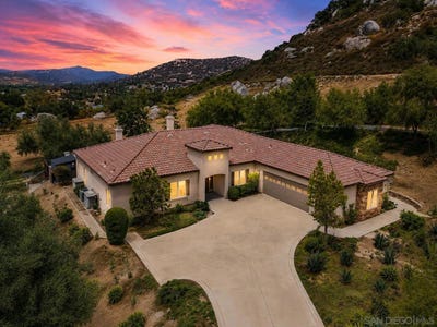 /international/us/1485-santa-fe-hills-ramona-ca-110108743975/