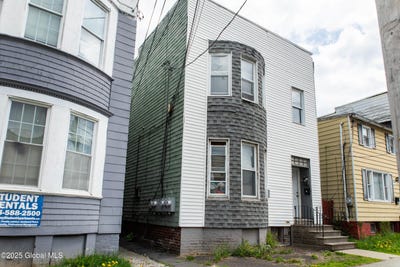 /international/us/521-washington-avenue-albany-ny-110099202498/