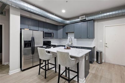 /international/us/5300-peachtree-road-chamblee-ga-110108118738/