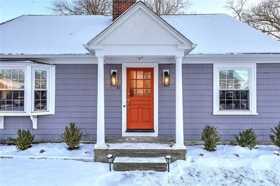 /international/us/15-kenton-avenue-east-providence-ri-110108253229/