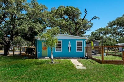 /international/us/309-chaparral-st-fulton-tx-110100217963/