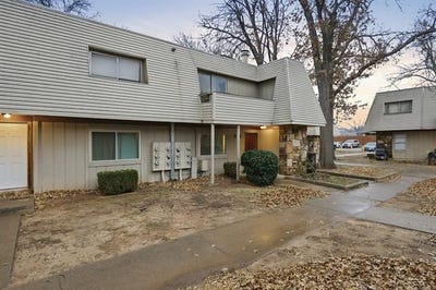 /international/us/2215-e-67th-street-tulsa-ok-110104609942/