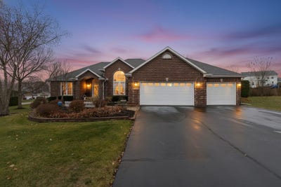 /international/us/638-merrion-road-roscoe-il-110108737666/