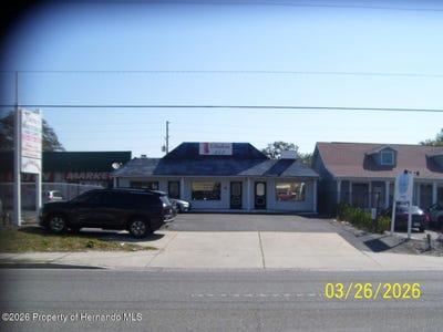 /international/us/2122-mariner-boulevard-spring-hill-fl-110107224672/