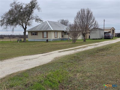 /international/us/140-county-road-147-groesbeck-tx-110104783499/
