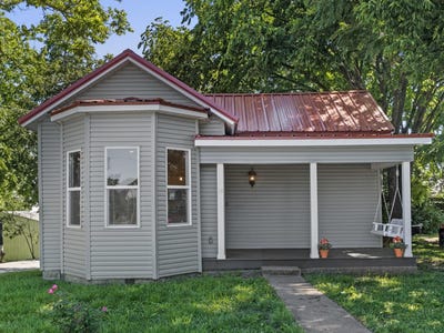 /international/us/14-cook-avenue-winchester-ky-110108567926/