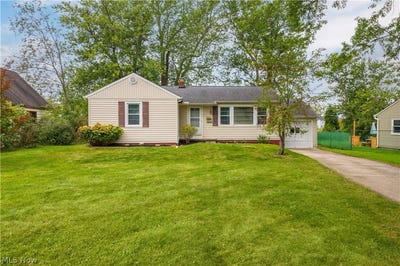 /international/us/8224-westmoor-road-mentor-oh-110119993692/