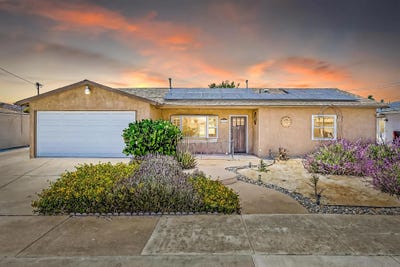 /international/us/9226-carita-rd-santee-ca-110100338992/