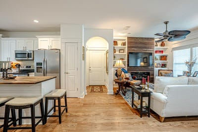 /international/us/405-paradise-boulevard-panama-city-beach-fl-110108441533/
