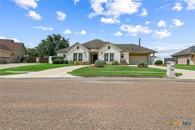 /international/us/109-ridge-view-victoria-tx-110101177199/
