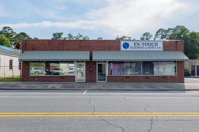 /international/us/1004-williams-street-valdosta-ga-110093342527/