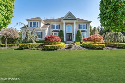 /international/us/2-whipple-way-marlboro-nj-110107694620/