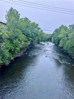 /international/us/148-bernon-street-woonsocket-ri-110101427610/