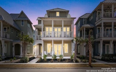 /international/us/222-sunrise-ave-port-aransas-tx-110097530932/