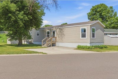 /international/us/10162-pierce-place-ne-blaine-mn-110108578142/