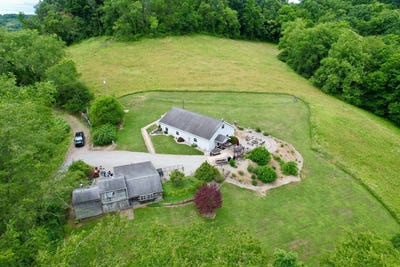 /international/us/2220-pleasant-valley-rd-murrysville-pa-110109080768/
