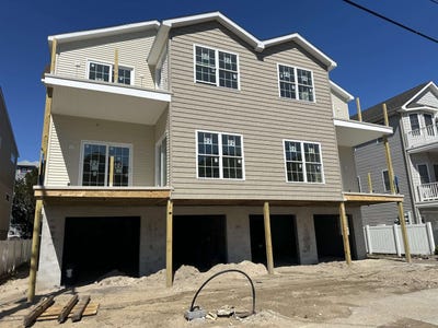 /international/us/121-e-maple-wildwood-nj-110107714173/