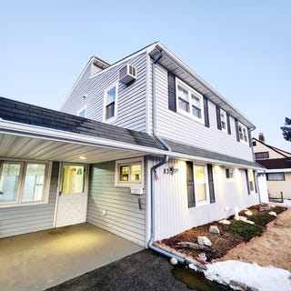 /international/us/83-hardy-lane-westbury-ny-110097128867/