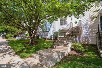 /international/us/11452-honeysuckle-court-upper-marlboro-md-110108498648/