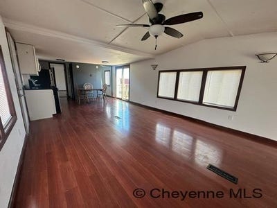 /international/us/719-artesian-rd-cheyenne-wy-110106317447/