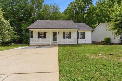 /international/us/1265-grovewood-drive-clayton-nc-110108362932/