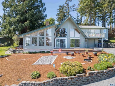 /international/us/382-discovery-way-sequim-wa-110107638856/