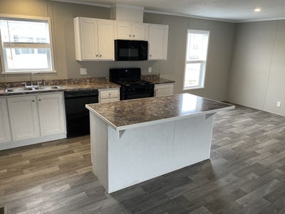 /international/us/46000-geddes-road-canton-mi-110104623389/