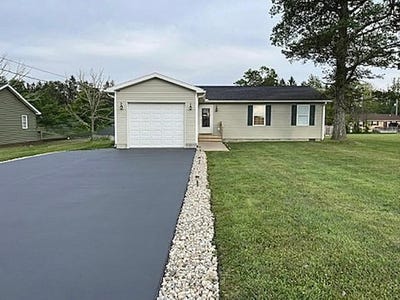 /international/us/145-briarwood-drive-shady-spring-wv-110108446650/