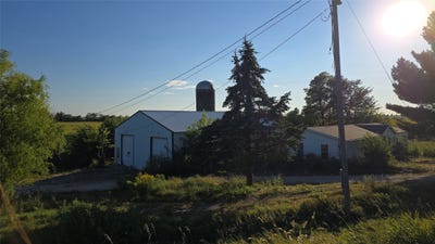 /international/us/2740-61st-street-vinton-ia-110102148113/