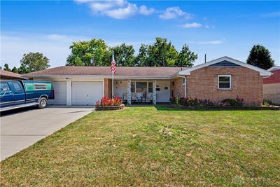 /international/us/400-zimmerman-street-new-carlisle-oh-110119914050/