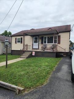 /international/us/107-glenn-ave-beckley-wv-110101358388/?lang=es