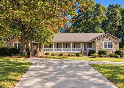 /international/us/109-lackawanna-trail-ellenwood-ga-110120484487/