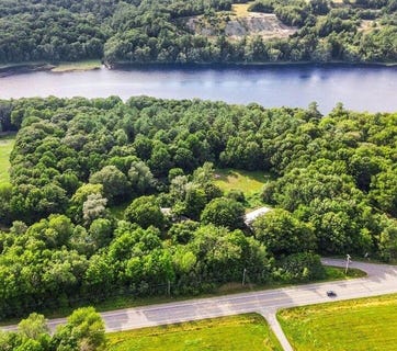 /international/us/98-burleigh-road-vassalboro-me-110100917124/