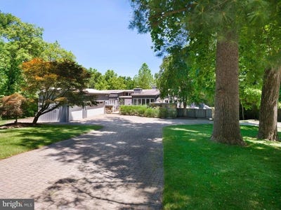 /international/us/1620-monk-road-gladwyne-pa-110108653505/