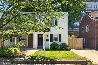 /international/us/3234-9th-street-s-arlington-va-110108238778/